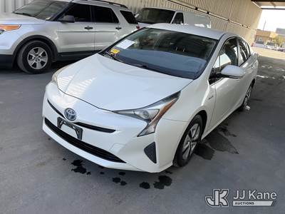 2017 Toyota Prius Hybrid 4-Door Hatch Back