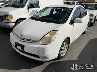 2005 Toyota Prius Hybrid 4-Door Hatch Back