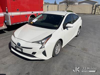 2017 Toyota Prius Hybrid 4-Door Sedan