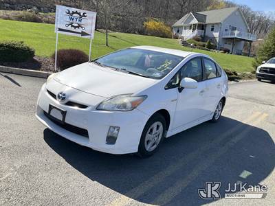 2010 Toyota Prius Hybrid 4-Door Hatch Back