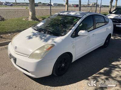 2005 Toyota Prius 4-Door Liftback 4-Door Hybrid Sport Utility Vehicle