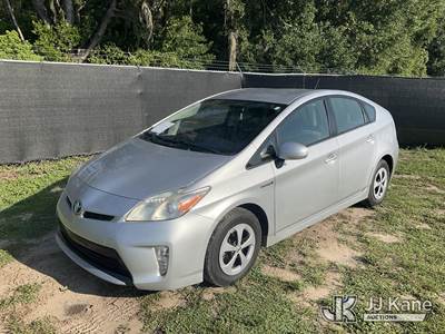 2013 Toyota Prius 4-Door Hatch Back