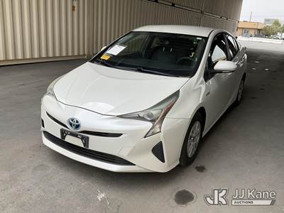 2016 Toyota Prius 4-Door Hatch Back