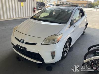 2015 Toyota Prius 4-Door Hatch Back