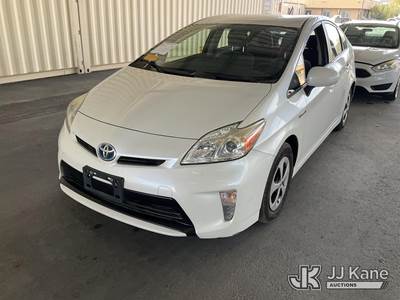 2015 Toyota Prius 4-Door Hatch Back