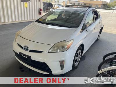 2015 Toyota Prius 4-Door Hatch Back