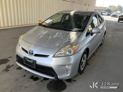 2013 Toyota Prius 4-Door Hatch Back