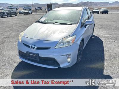 2013 Toyota Prius 4-Door Hybrid Sedan