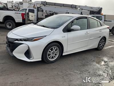 2020 Toyota Prius Prime Hybrid 4-Door Hatch Back