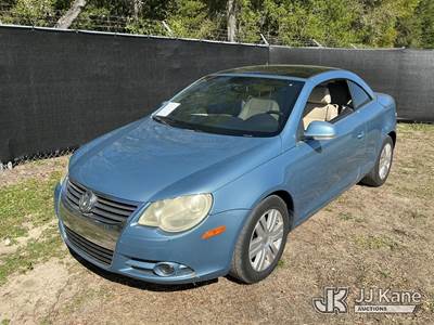 2007 Volkswagen Eos 2-Door Convertible