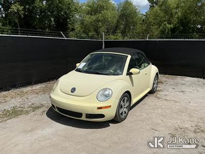 2006 Volkswagen New Beetle 2-Door Convertible