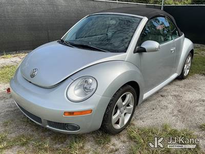 2006 Volkswagen New Beetle 2-Door Convertible