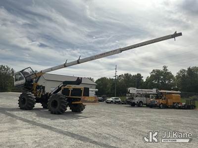 2013 Jarraff Articulating Rubber Tired Log Skidder