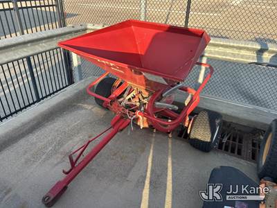 0000 Lely Spreader Model W City of Allen TX Owned (Runs) This is a Titled Item