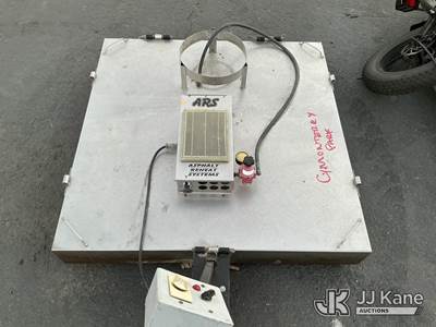ARS (Asphalt Reheat Systems) Portable Asphalt Heater (Used )