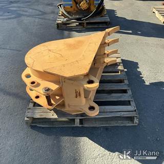 Excavator Digging Bucket (Used)
