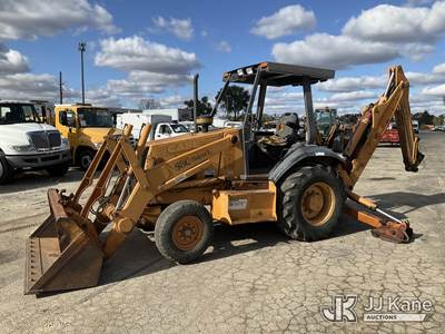 Case 580 Super L Tractor Loader Backhoe