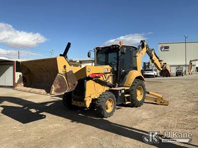 2022 Caterpillar 420D 4x4 Tractor Loader Backhoe