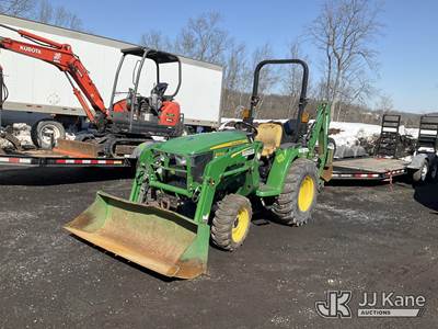 2020 John Deere 3032 4x4 Mini Tractor Loader Backhoe