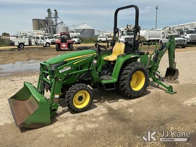 2022 John Deere 3032E Mini Tractor Loader Backhoe