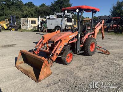 2015 Kubota B26 Mini Tractor Loader Backhoe