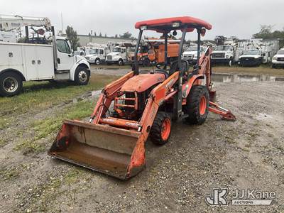 2015 Kubota B26 4X4 Mini Tractor Loader Backhoe