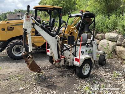 2021 RH&M GF6LE Portable Backhoe