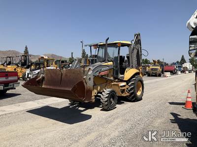 Volvo BL60 Tractor Loader Backhoe