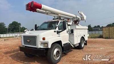 Altec L42M, 47 ft, Over-Center Material Handling Bucket Truck