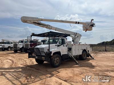 Altec AM55-MH, 60 ft, Material Handling Bucket Truck