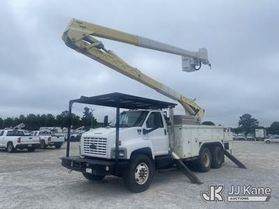 HiRanger TCX-60, 65 ft, Material Handling Bucket Truck