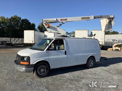 UTEM UVN35A, 35 ft, Telescopic Non-Insulated Bucket Van