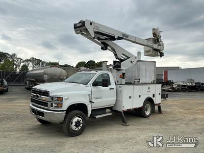 Versalift VST-47-MHI , 52 ft, Articulating & Telescopic Material Handling Bucket Truck