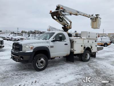 Altec AT235, 40 ft, Articulating & Telescopic Non-Insulated Bucket Truck
