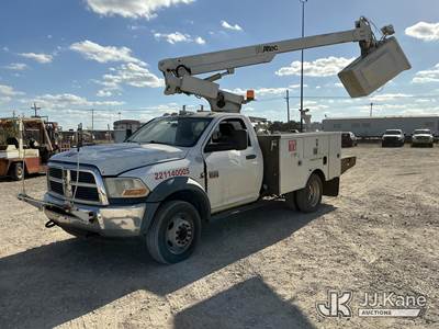 Altec AT200A, 35 ft, Telescopic Non-Insulated Bucket Truck