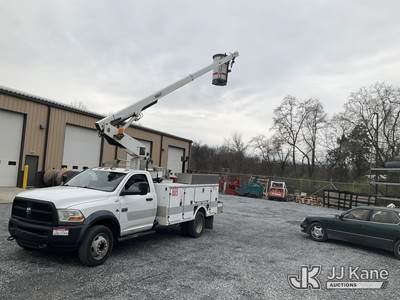 Versalift TEL29N-02, 34 ft, Non-Insulated Bucket Truck