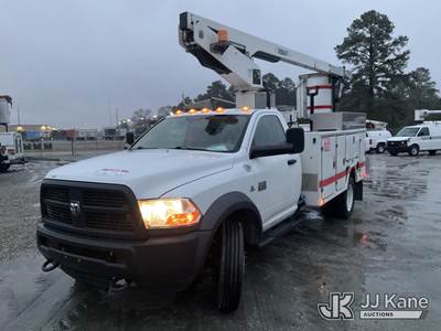 Versalift TEL29N02, 34 ft, Telescopic Non-Insulated Bucket Truck