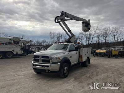Altec AT37G, 42 ft, Articulating & Telescopic Bucket Truck
