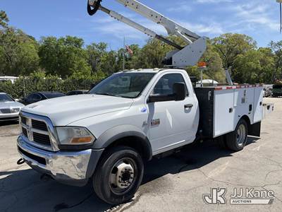 Altec AT40G, 40 ft, Articulating & Telescopic Elevator Bucket Truck