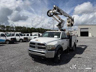 Altec AT37-G, 42 ft, Articulating & Telescopic Bucket Truck