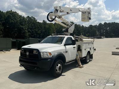 Altec AT37G, 42 ft, Articulating & Telescopic Bucket Truck