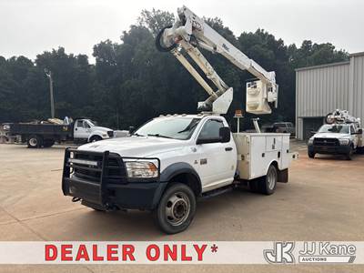 Altec AT37G, 42 ft, Articulating & Telescopic Bucket Truck