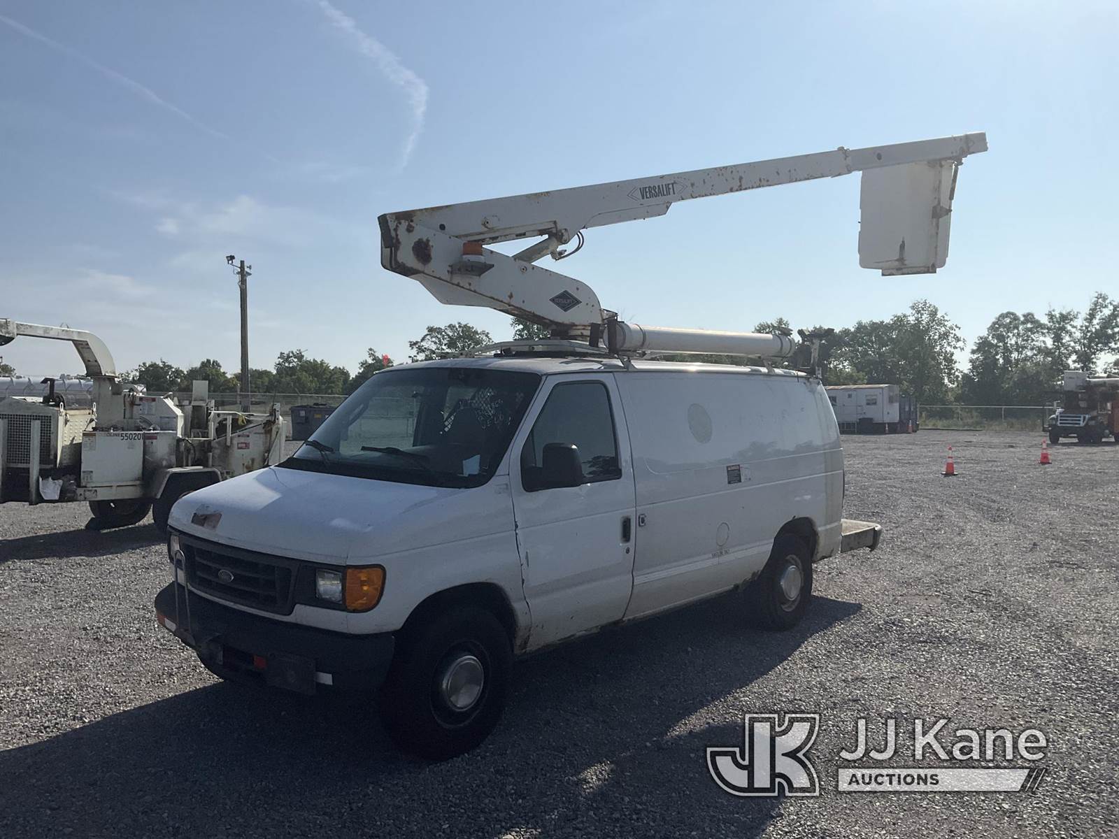 2005 Versalift VANTEL29N, 30 ft, NonInsulated Bucket Van For Sale, 226,593 Miles Verona, KY