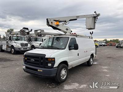 Versalift VANTEL29, 34 ft, Telescopic Non-Insulated Bucket Van