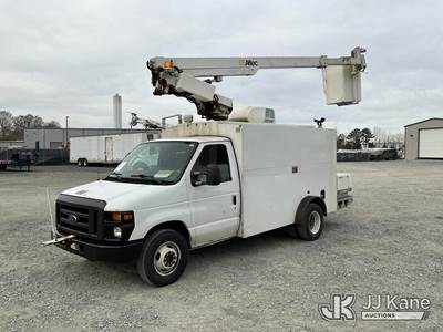 Altec AT200-A, 35 ft, Telescopic Non-Insulated Bucket Truck