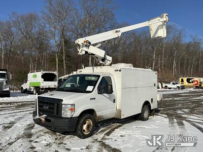 Altec AT200A, 35 ft, Telescopic Non-Insulated Bucket Van