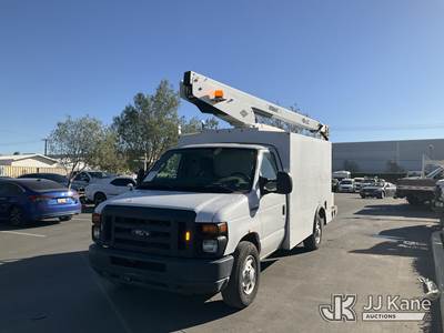 Versalift VANTEL29NE, 35 ft, Telescopic Bucket Truck