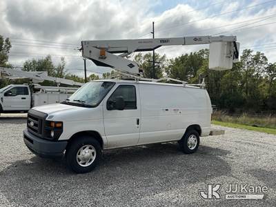 Versalift VANTEL29IH, 34 ft, Telescopic Bucket Truck