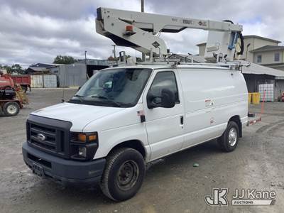 Versalift VANTEL29IH-0, 33 ft, Telescopic Non-Insulated Bucket Van