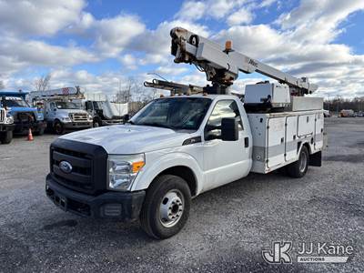 Altec AT200A, 35 ft, Telescopic Non-Insulated Bucket Truck